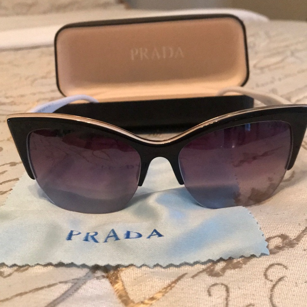 Original Prada sun glasses